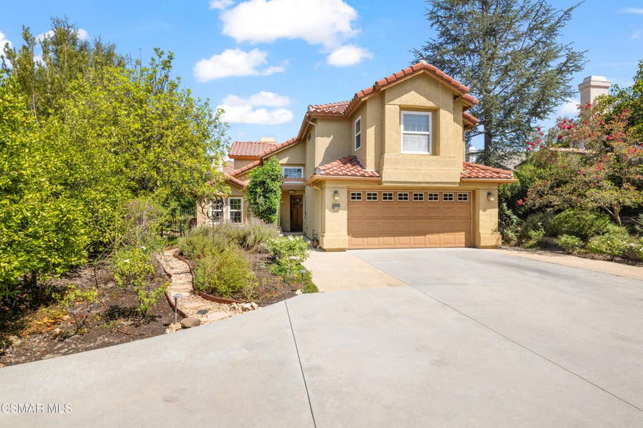 Property photo for 5043 Evanwood Avenue, Oak Park, CA