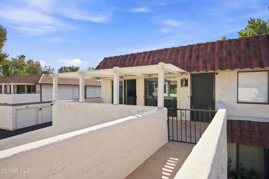 Property photo for 1218 Landsburn Circle, Westlake Village, CA
