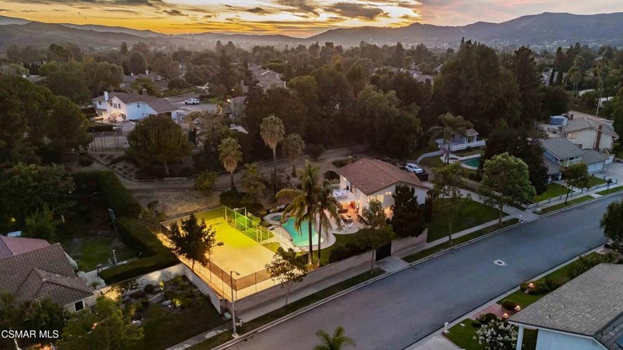 Property photo for 652 Stonebrook Street, Simi Valley, CA