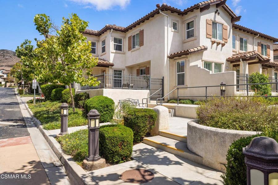 Property photo for 160 Via Katrina, Newbury Park, CA