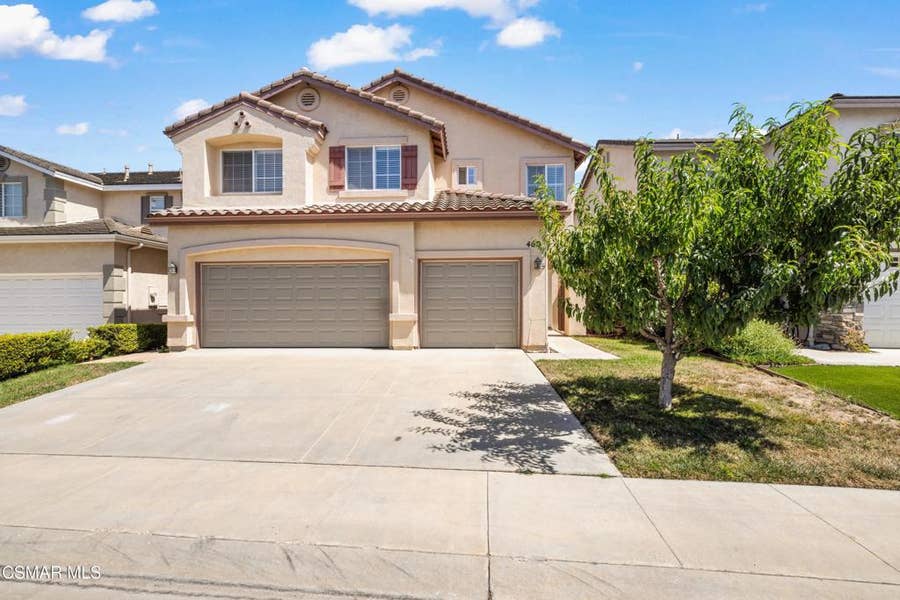 Property photo for 460 Fallbrook Avenue, Newbury Park, CA