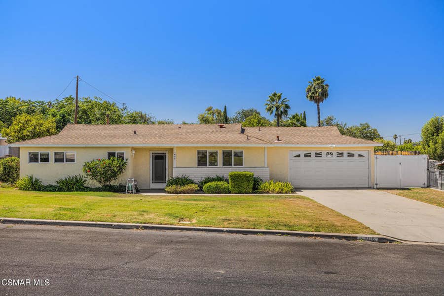 Property photo for 912 Calle Tulipan, Thousand Oaks, CA