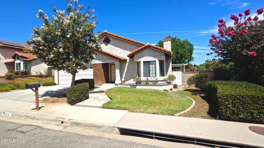 Property photo for 2500 Kensington Avenue, Thousand Oaks, CA
