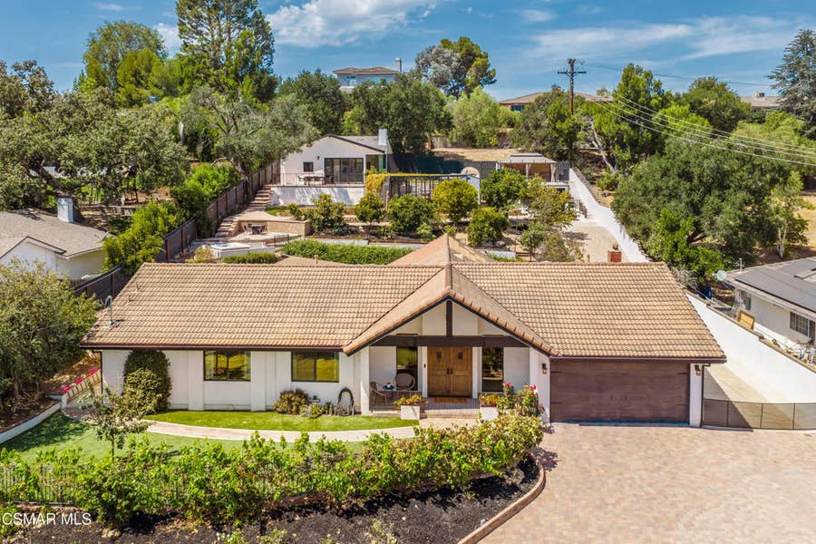 Property photo for 1049 Calle Las Trancas, Thousand Oaks, CA