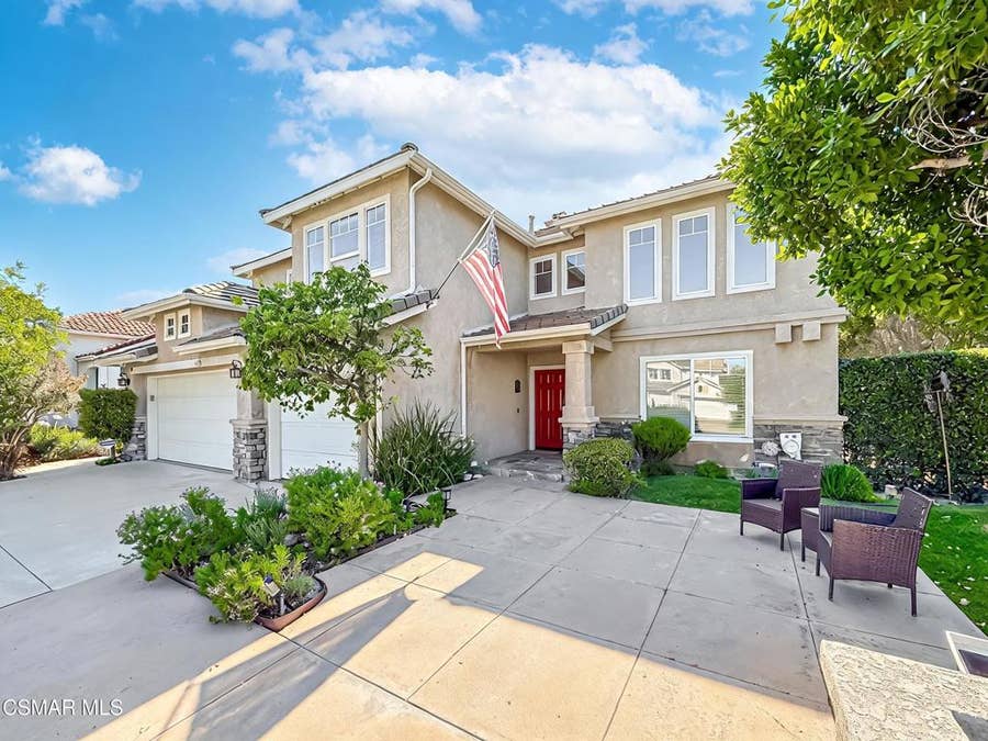 Property photo for 7507 Carmenita Lane, West Hills, CA
