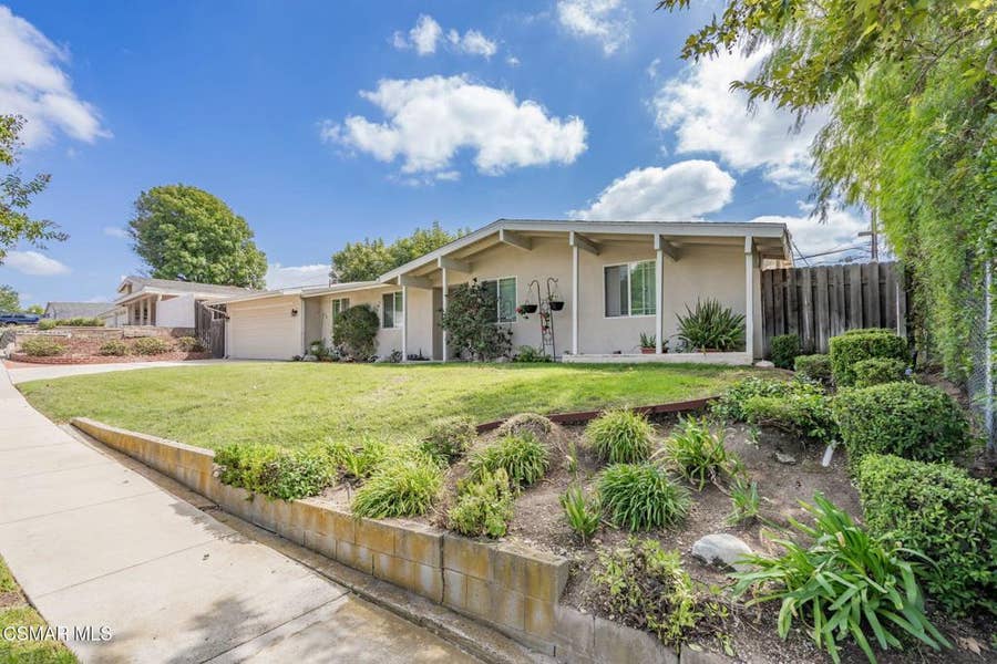 Property photo for 118 Lear Circle, Thousand Oaks, CA