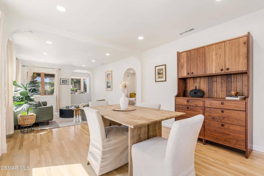115 Center St dining room 3