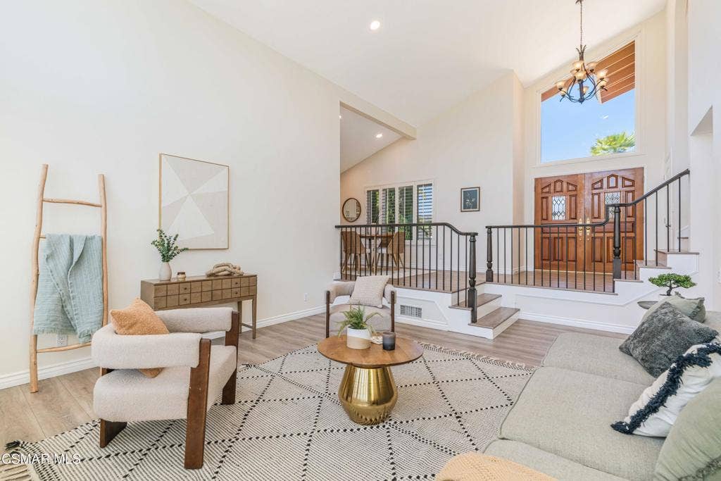 688 Velarde Dr Living Room 4