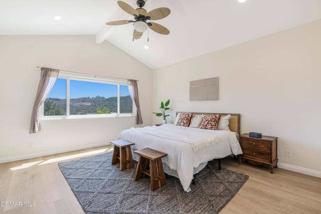 688 Velarde Dr primary bedroom