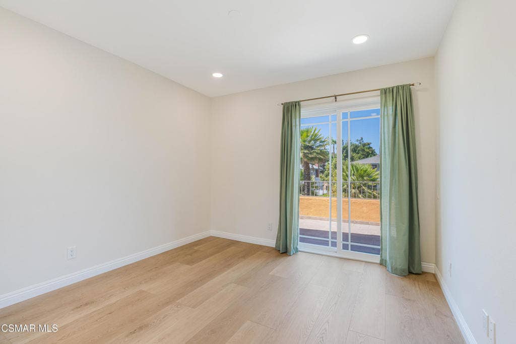 688 Velarde Dr Bedroom 1