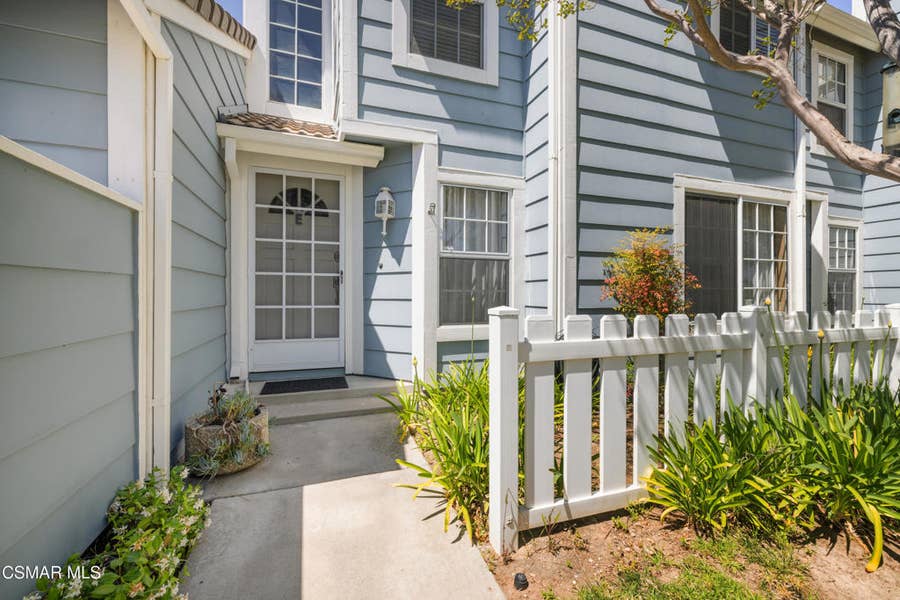Property photo for 345 Jeremiah Drive, #E, Simi Valley, CA