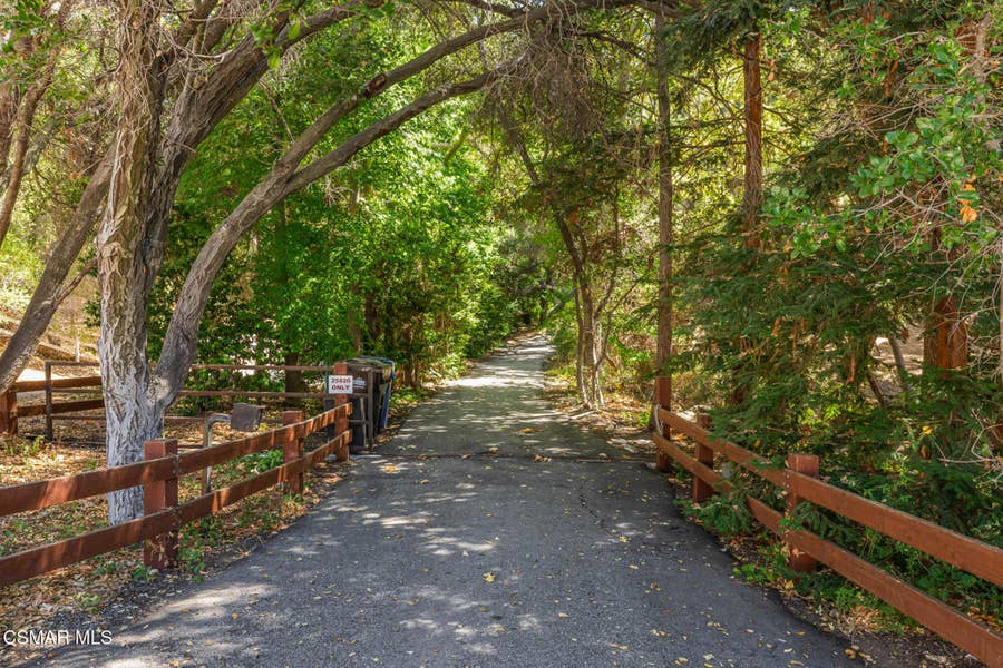 Property photo for 25820 Piuma Road, Calabasas, CA
