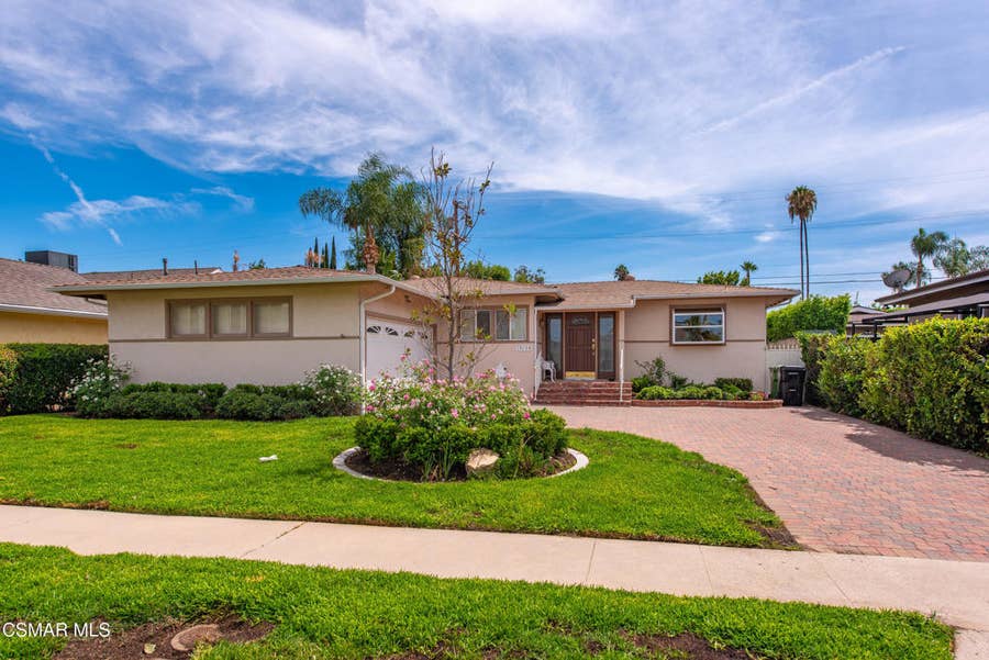 Property photo for 19154 Sylvan Street, Tarzana, CA