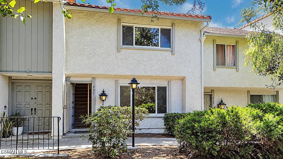 Property photo for 207 Green Heath Place, Thousand Oaks, CA