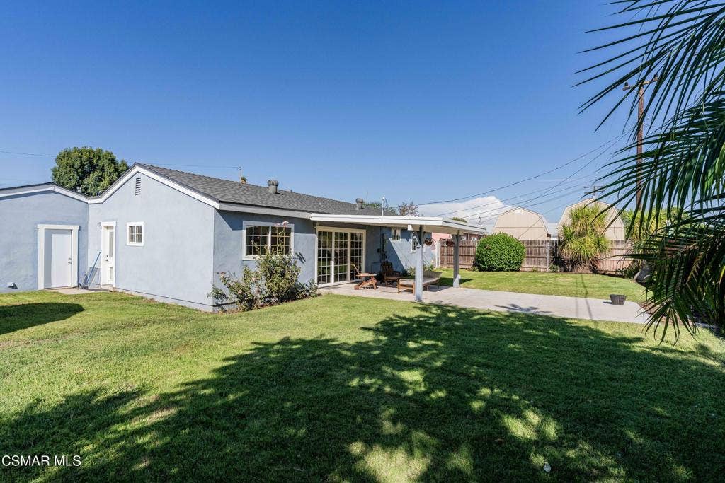 1574 Sutter Backyard 4