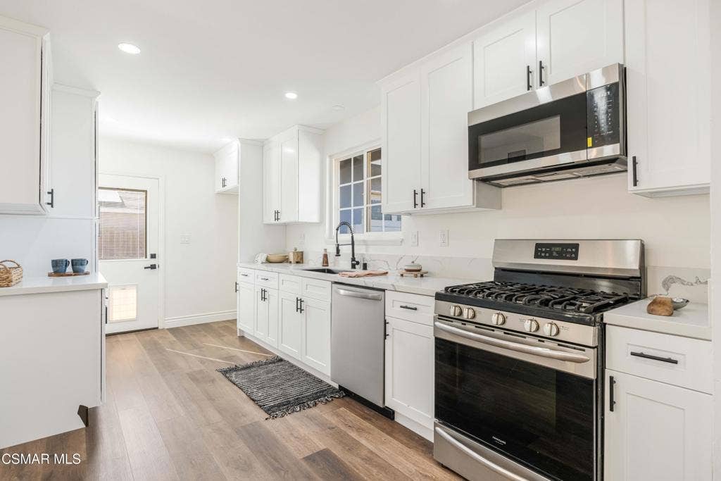 1574 Sutter Ave Kitchen 3