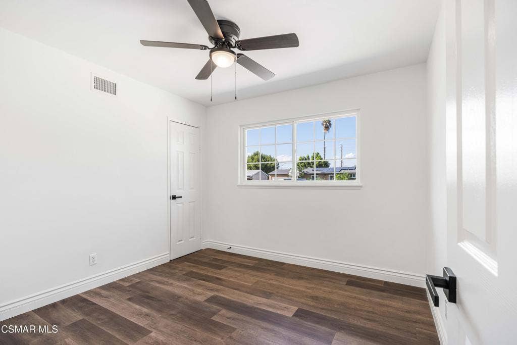 1574 Sutter Ave Bed 2