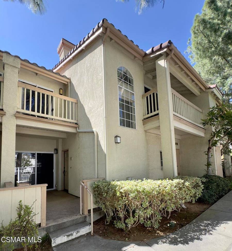 Property photo for 688 Indian Oak Lane, #107, Oak Park, CA