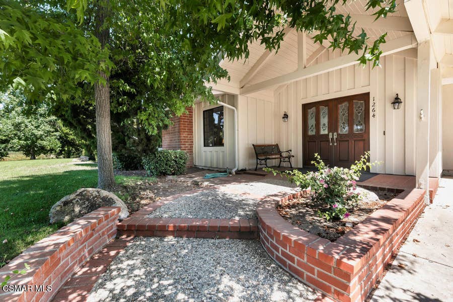 Property photo for 1264 El Monte Drive, Thousand Oaks, CA
