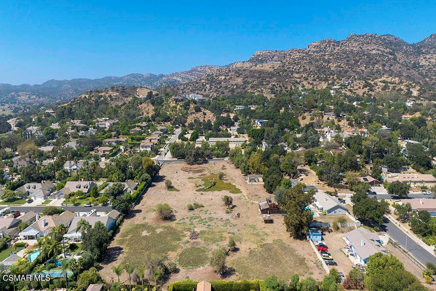 Property photo for 9658 Baden Avenue, Chatsworth, CA