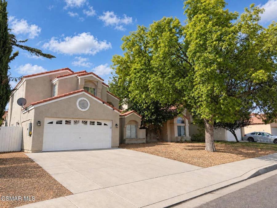 Property photo for 1768 Sierra View Avenue, Lancaster, CA