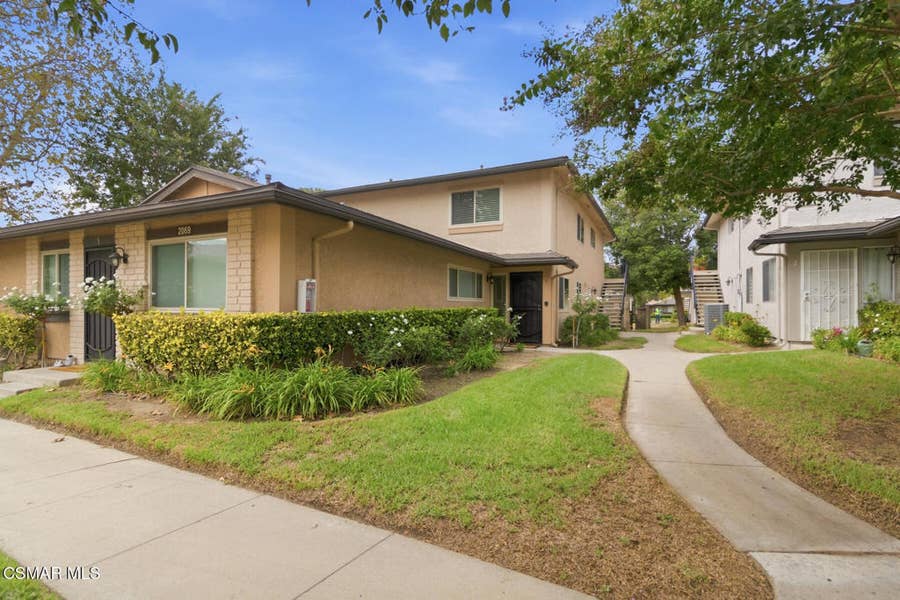 Property photo for 2069 N Avenida Refugio #2, Simi Valley, CA