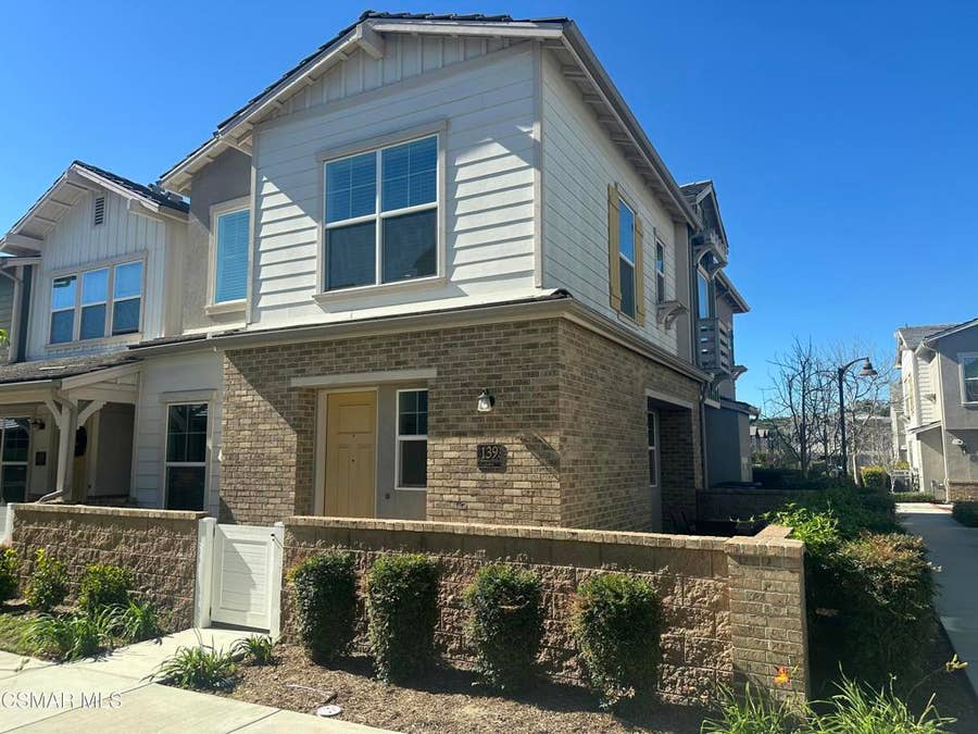 Property photo for 139 Farmhouse Drive, #6, Simi Valley, CA