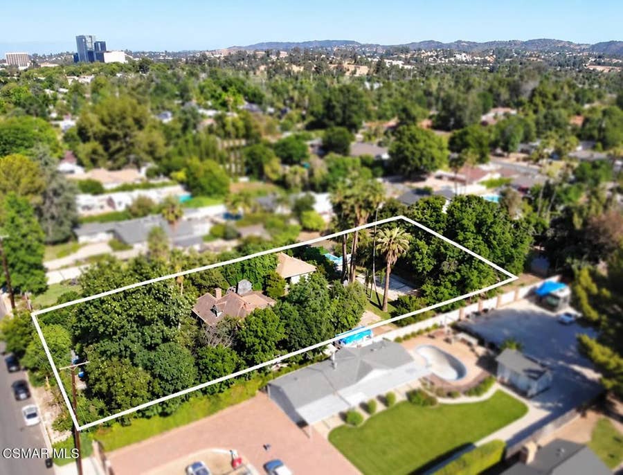 Property photo for 22722 Erwin Street, Woodland Hills, CA