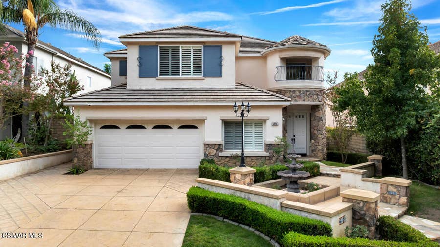 Property photo for 6320 Ballantine Place, Oak Park, CA