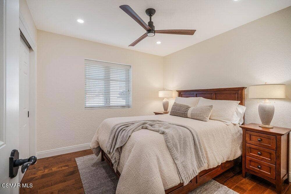700 Oak Shadow View Bedroom 2