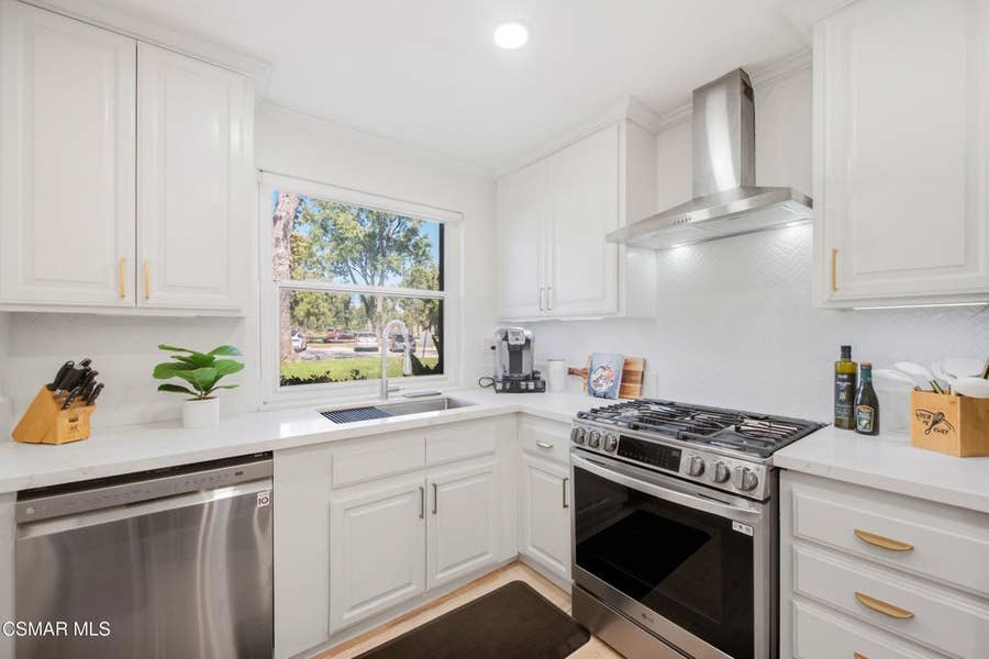Property photo for 31584 Agoura Road, #5, Westlake Village, CA