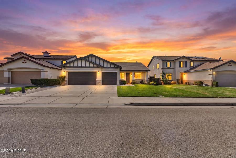 Property photo for 28915 Glencoe Lane, Menifee, CA