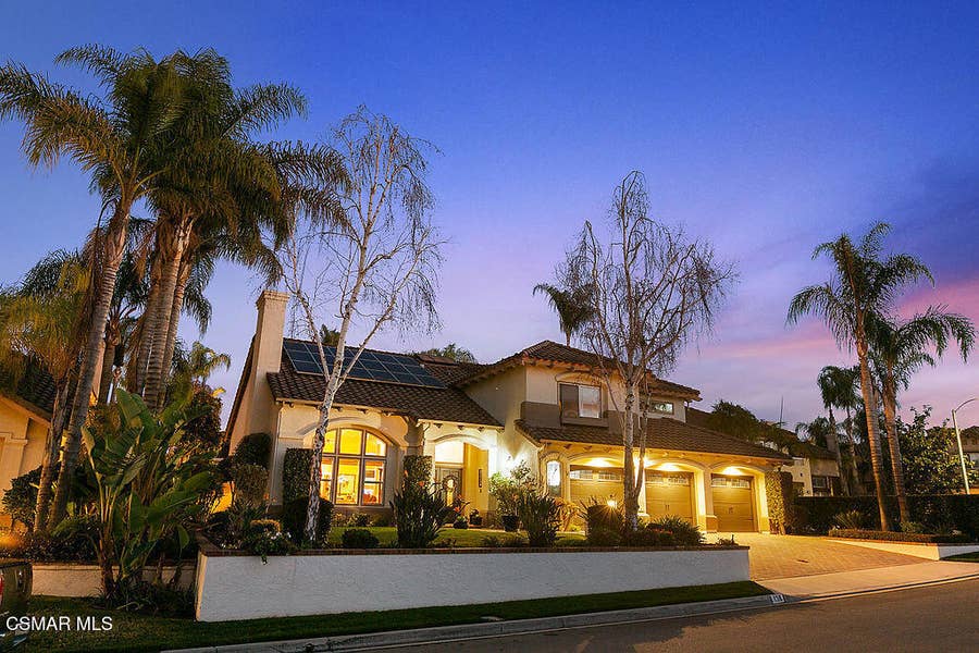 Property photo for 136 Heath Meadow Place, Simi Valley, CA