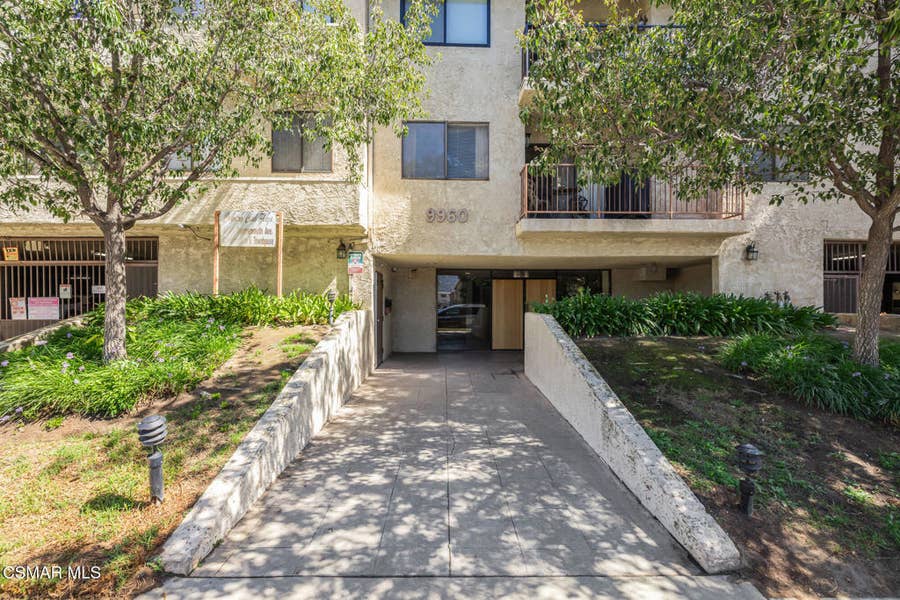 Property photo for 9960 Owensmouth Avenue, #7, Chatsworth, CA