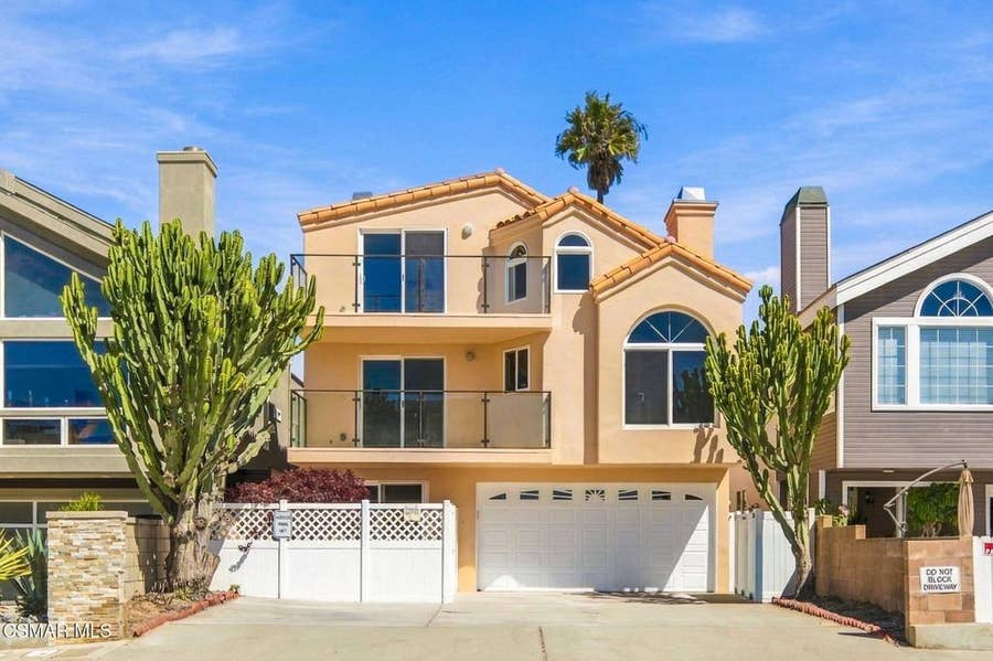 Property photo for 1516 Ocean Drive, Oxnard, CA
