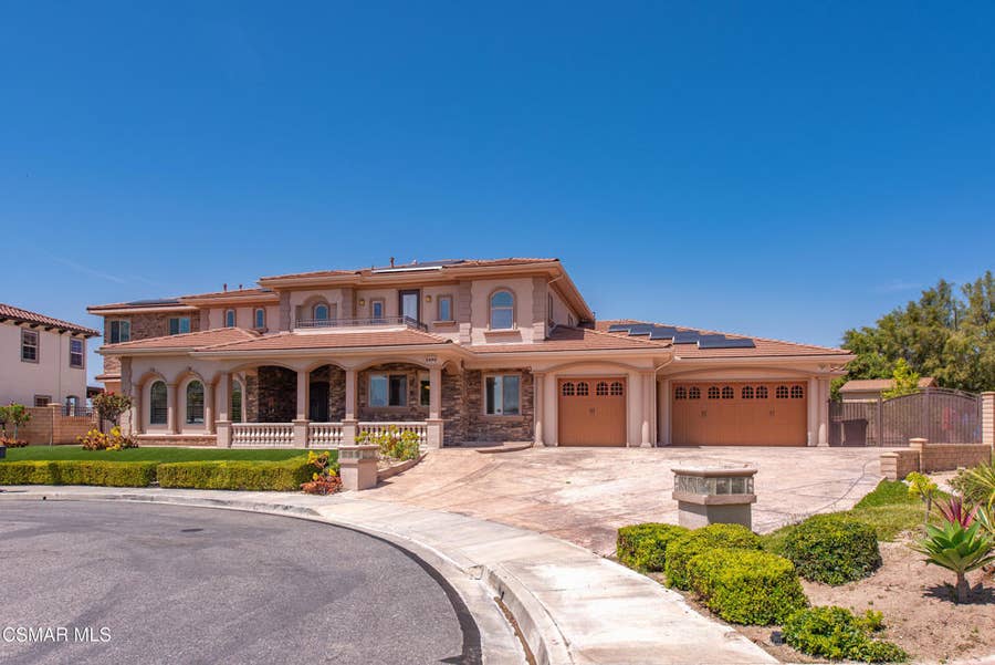 Property photo for 3490 Trego Court, Simi Valley, CA
