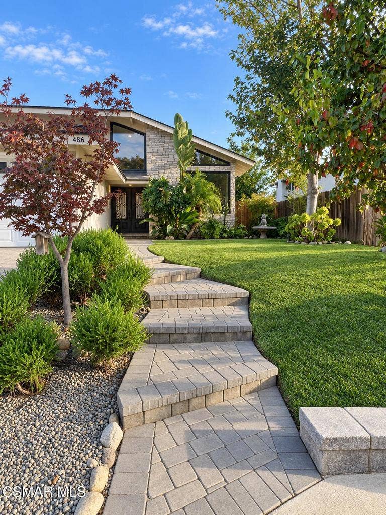 486 Raindance Street, Thousand Oaks, CA 91360 7442C9A6-25FA-4CC4-952C-13D0BB9FE386