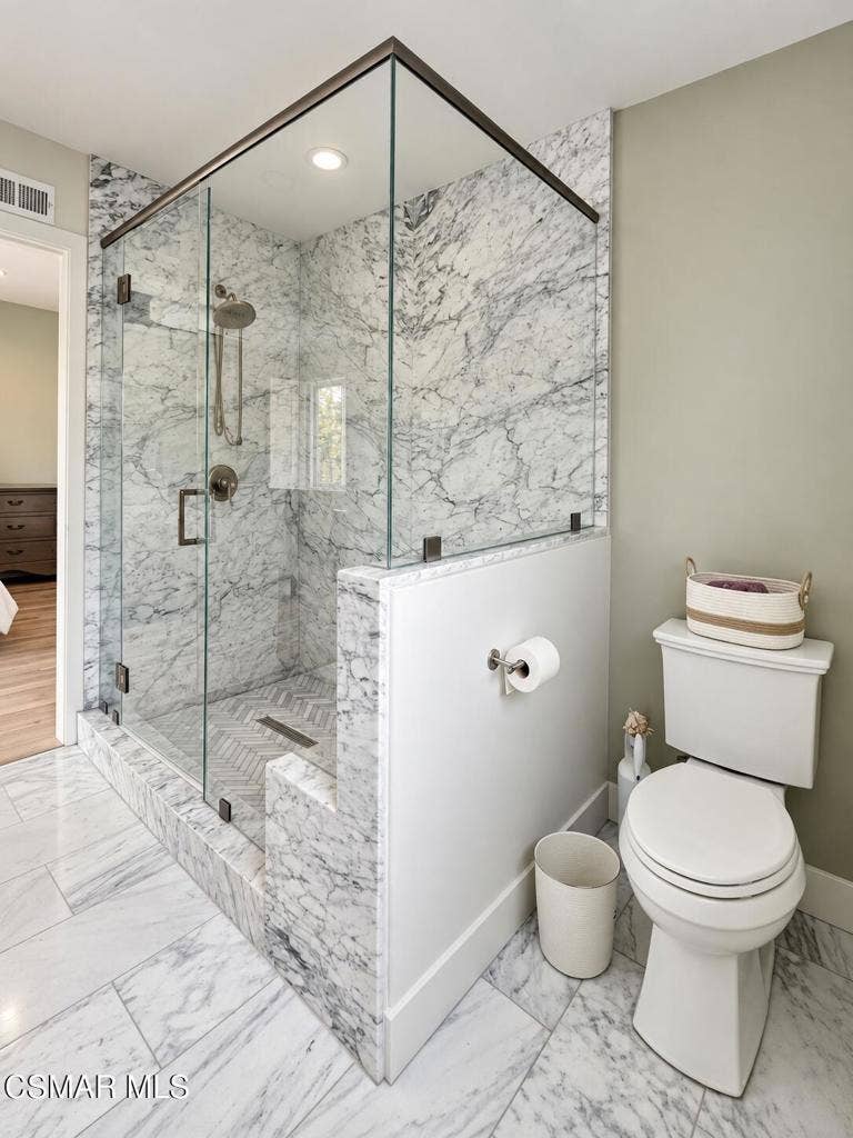 486 Raindance Street, Thousand Oaks, CA 91360 B2081313-FE26-4BFC-A92E-9005D08F699B