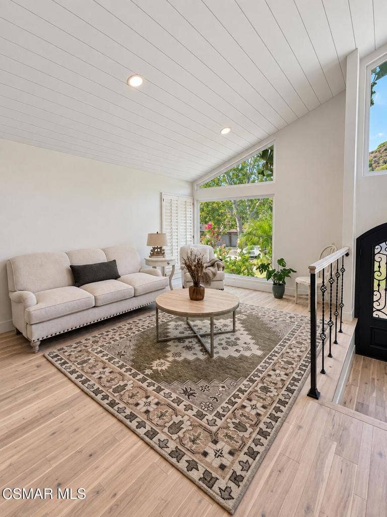 486 Raindance Street, Thousand Oaks, CA 91360 E0586D18-3393-4A28-8941-674937E48E39