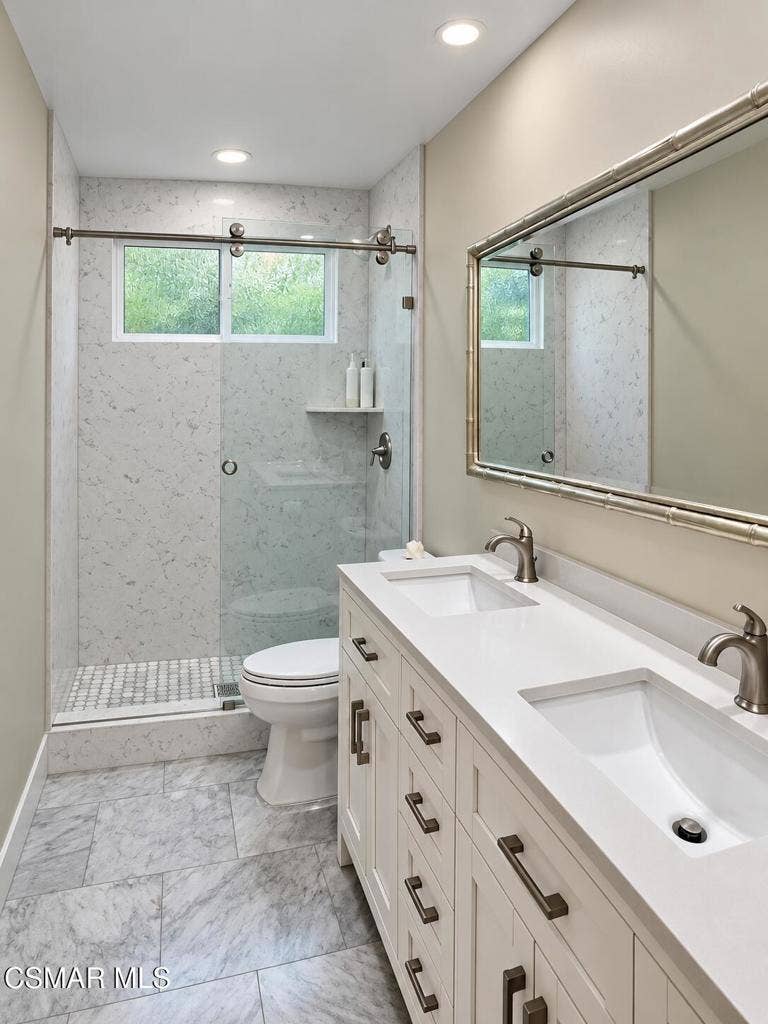 486 Raindance Street, Thousand Oaks, CA 91360 6789F28E-53F7-4CDA-9B27-3D6BB88BB123