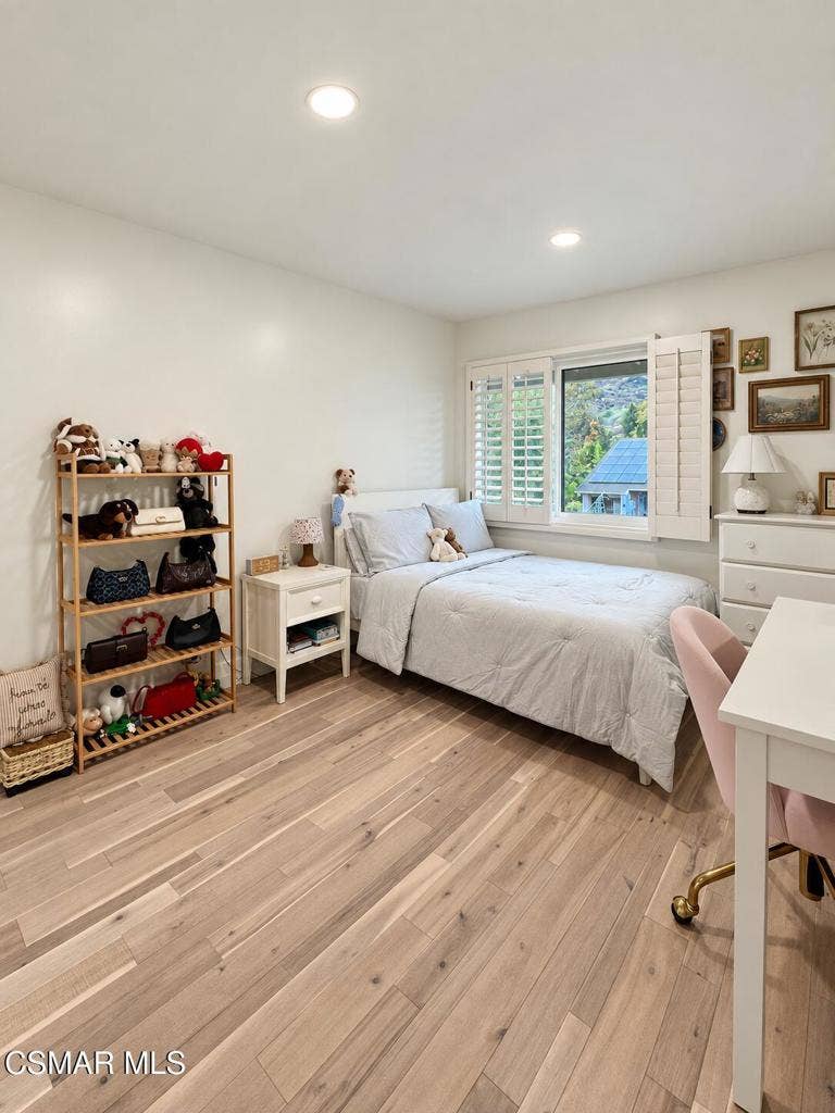 486 Raindance Street, Thousand Oaks, CA 91360 E4EB1D67-F8F0-4C0E-A03B-C38EAF300922