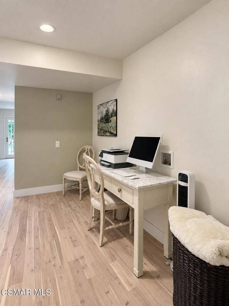 486 Raindance Street, Thousand Oaks, CA 91360 251A17F8-9ADD-4CCE-993D-D99A114A13A9