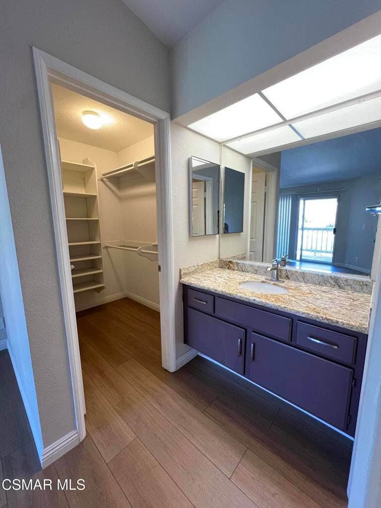 Ensuite 2 Vanity