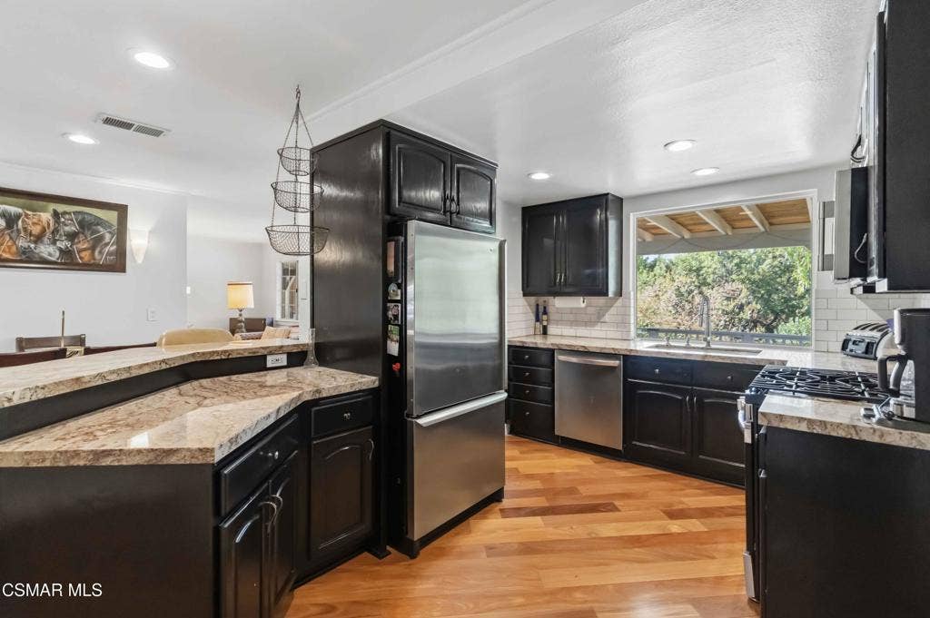 779 Languid Lane, Simi Valley, CA 93065 020