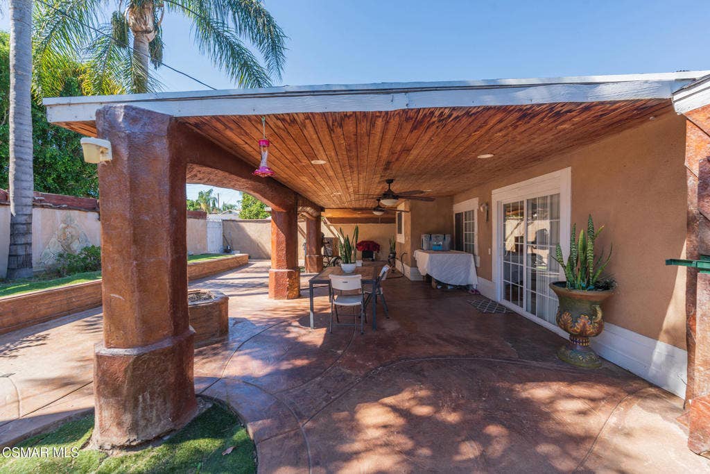 20342 Hartland Street, Canoga Park, CA 91306 _A743103