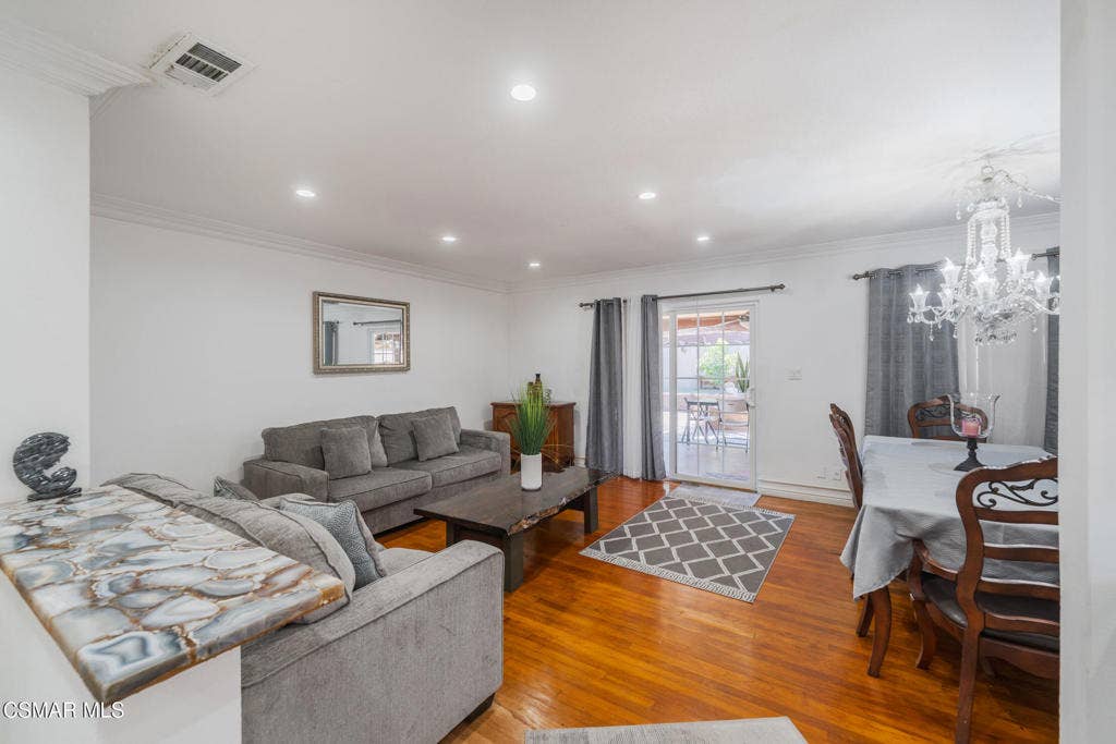 20342 Hartland Street, Canoga Park, CA 91306 _A743091-HDR