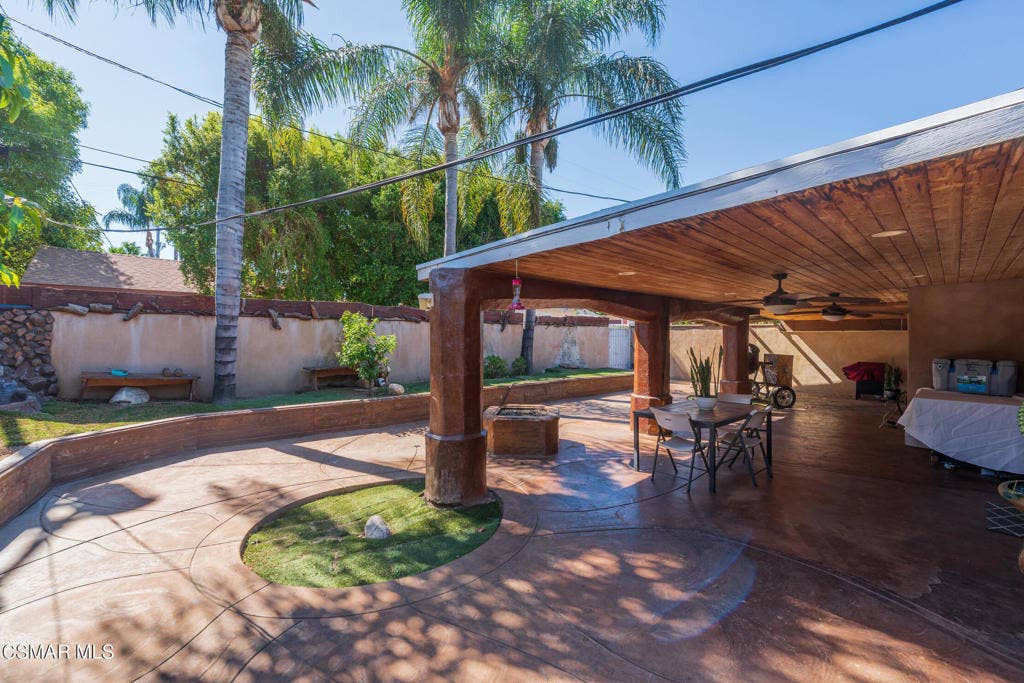 20342 Hartland Street, Canoga Park, CA 91306 _A743102