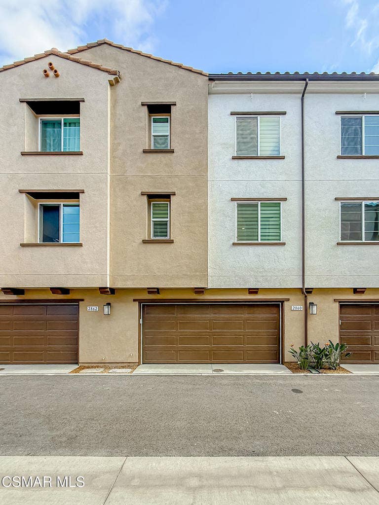 2860 Via Descanso, Camarillo, CA 93012 hGarage and EV1
