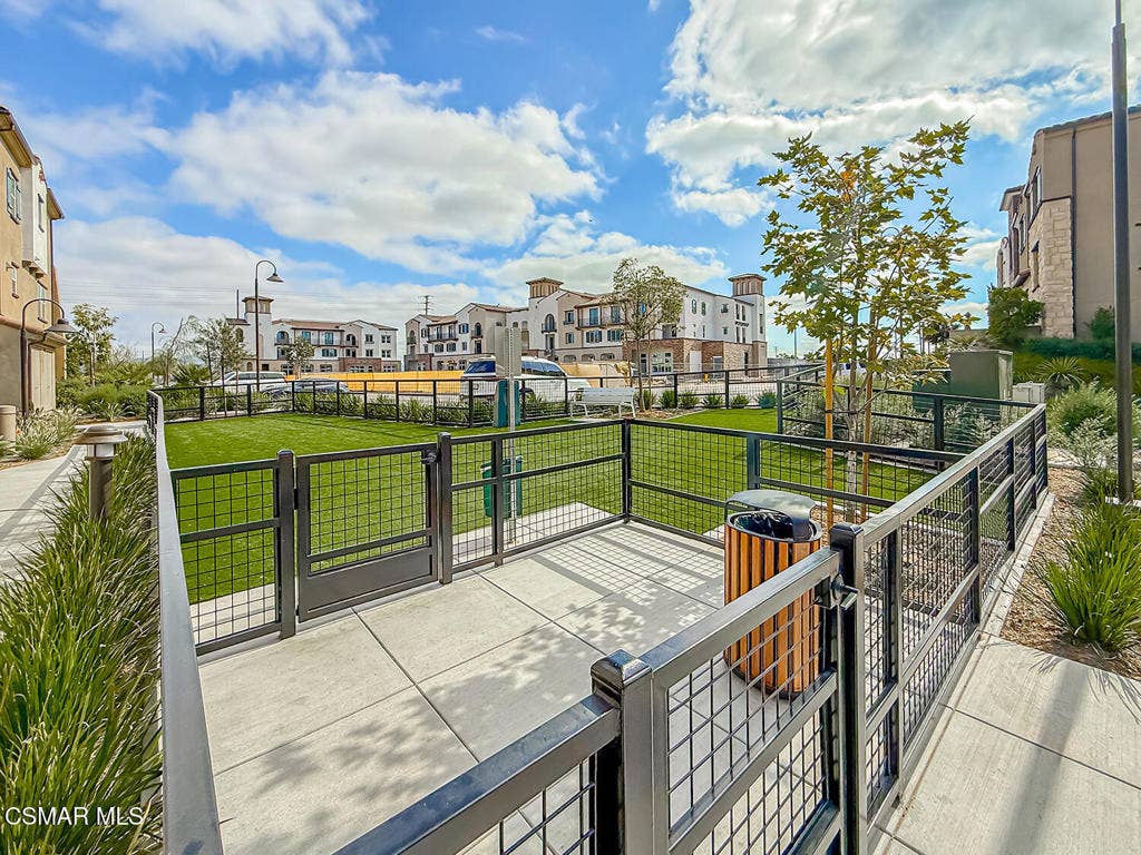 2860 Via Descanso, Camarillo, CA 93012 iCommunity1