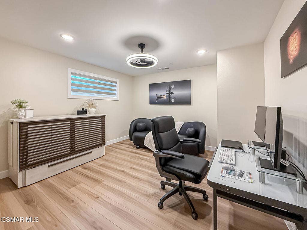 2860 Via Descanso, Camarillo, CA 93012 gBedroom2-1